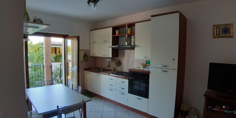cucina-angolo-cottura-c.da-cucullo-immobiliare-capista-770x386