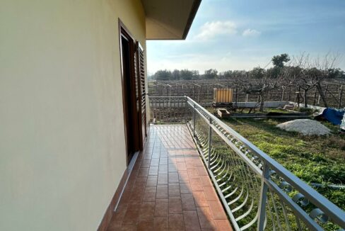 BALCONE VILLA C.DA CASONE IMMOBILIARE CAPISTA
