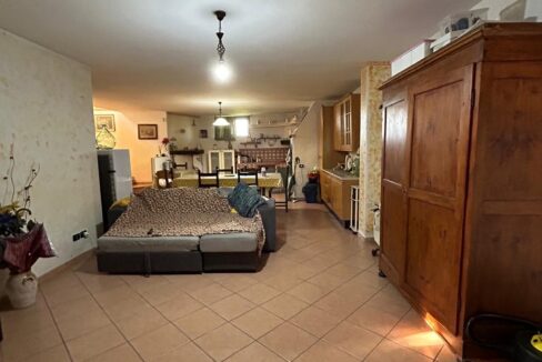 SALA TAVERNA VILLA C.DA CASONE IMMOBILIARE CAPISTA