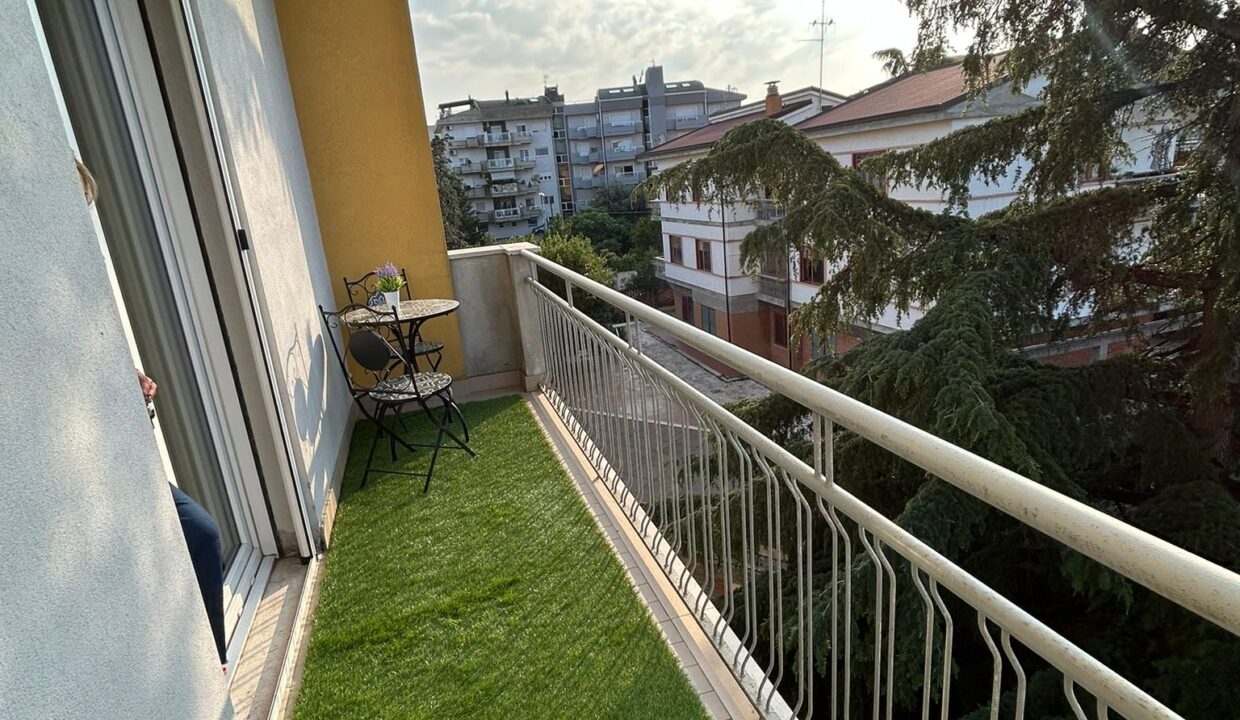 WhatsApp Image 2025-06-17 at 16.07.28 (5)