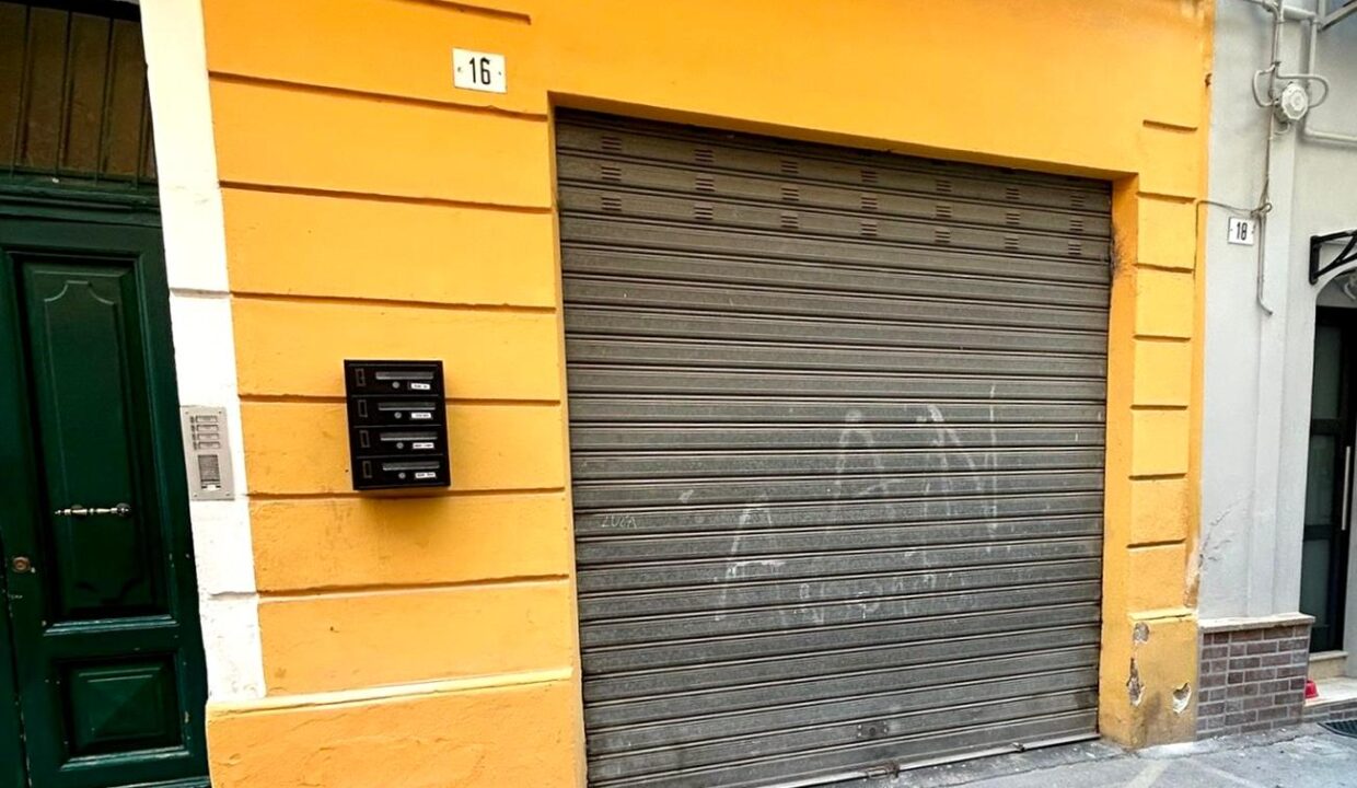 foto garage Semerano